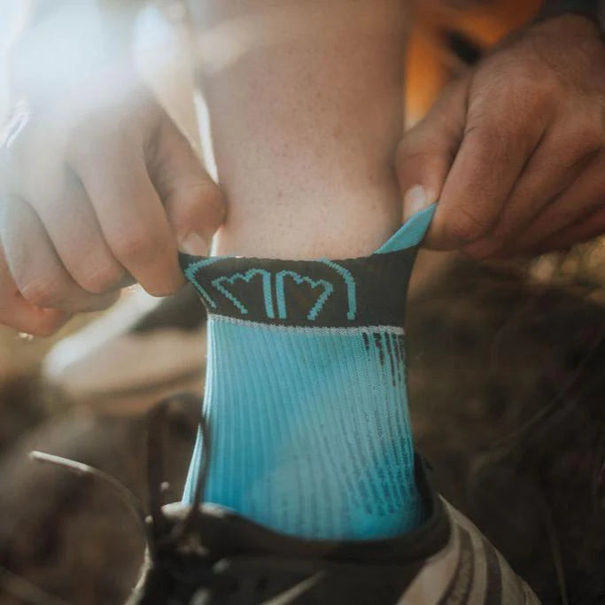 Laufsocken - Run Ultra schwarz/türkis
